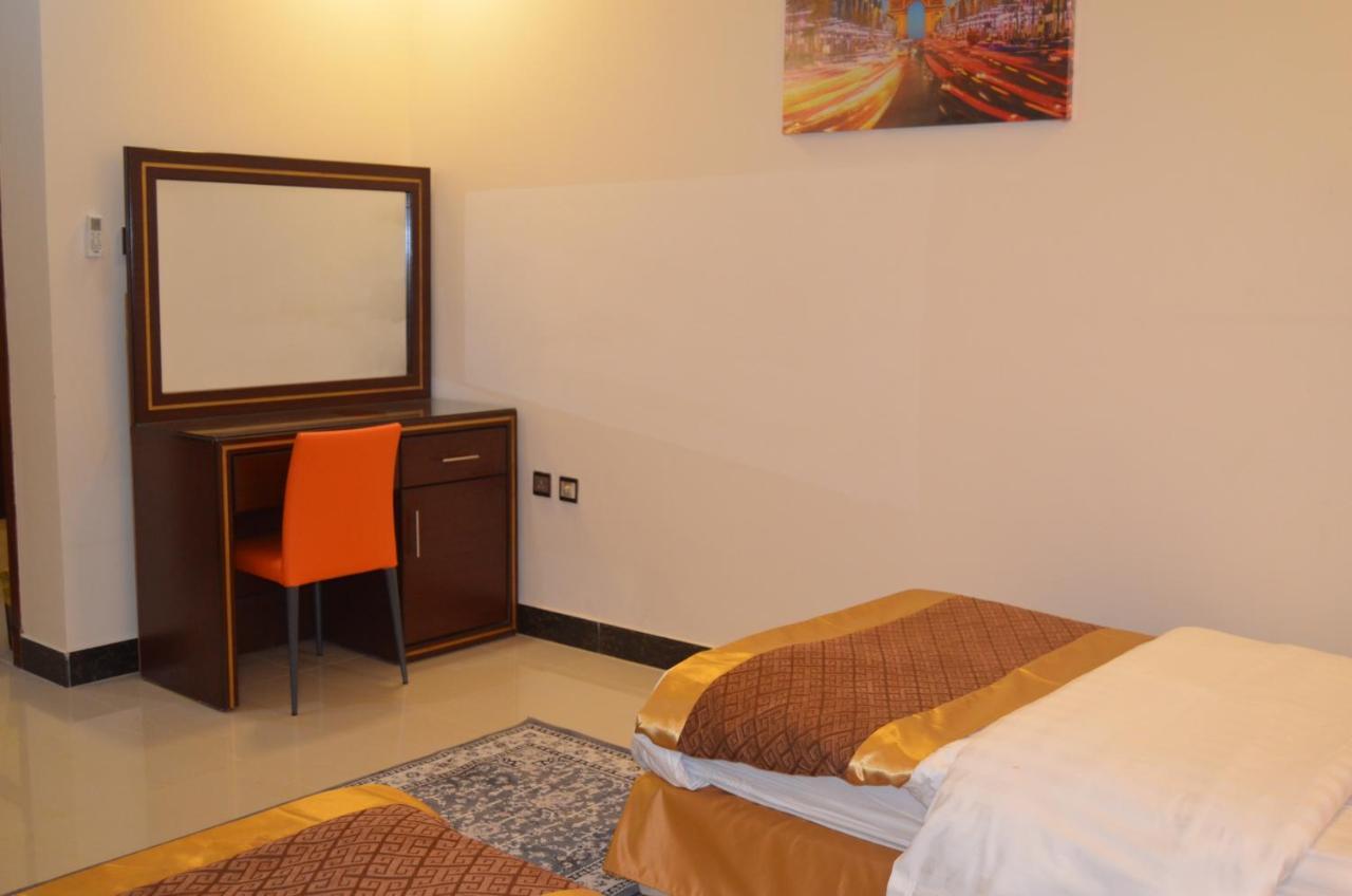 Almanzel Althahabi Aparthotel Νταμάμ Δωμάτιο φωτογραφία
